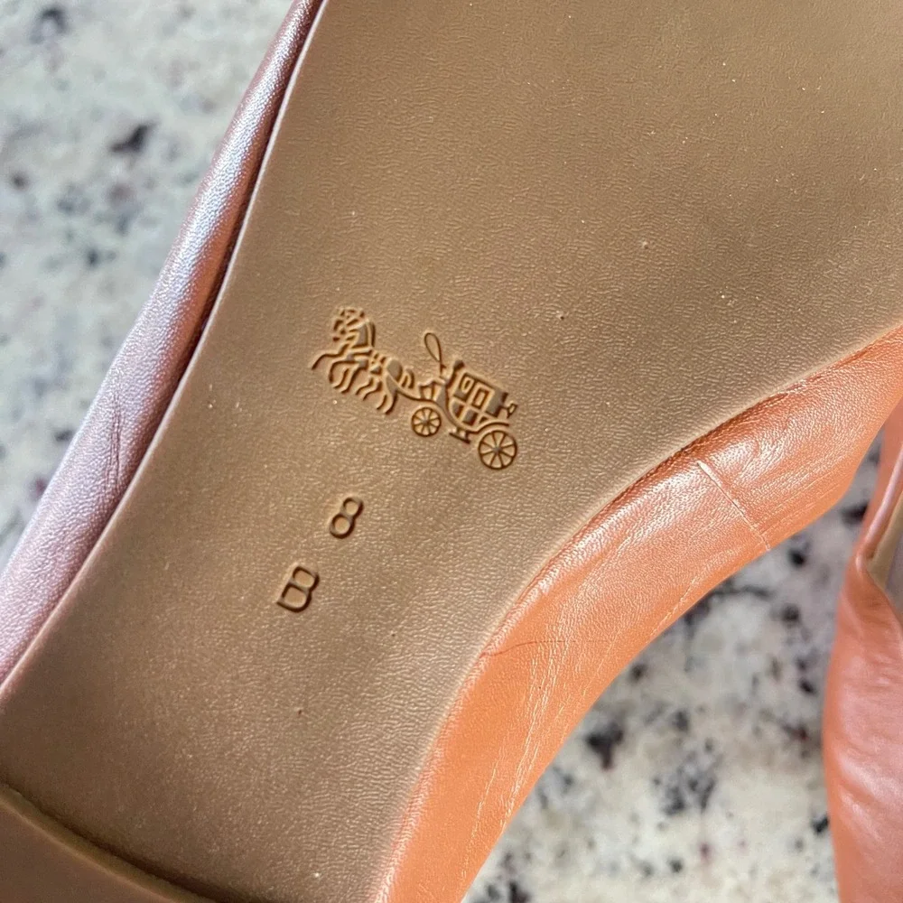 Coach Ballet Flats Womens 8 Tan Black Cap Toe Leather Classic Logo Plaque Shoes